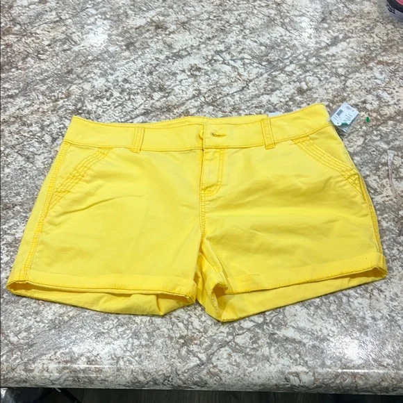 Maurices Yellow Bermuda Shorts Vibrant Cotton Blend - Picture 1 of 7